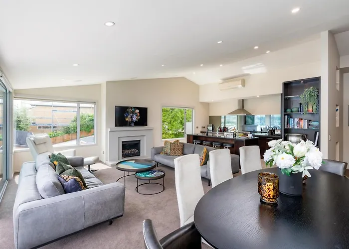 Luxury Lakeview Vista * Wanaka